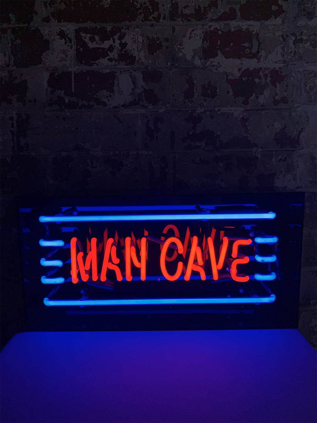 'Man Cave' Acrylic Box Neon Light - Locomocean Ltd