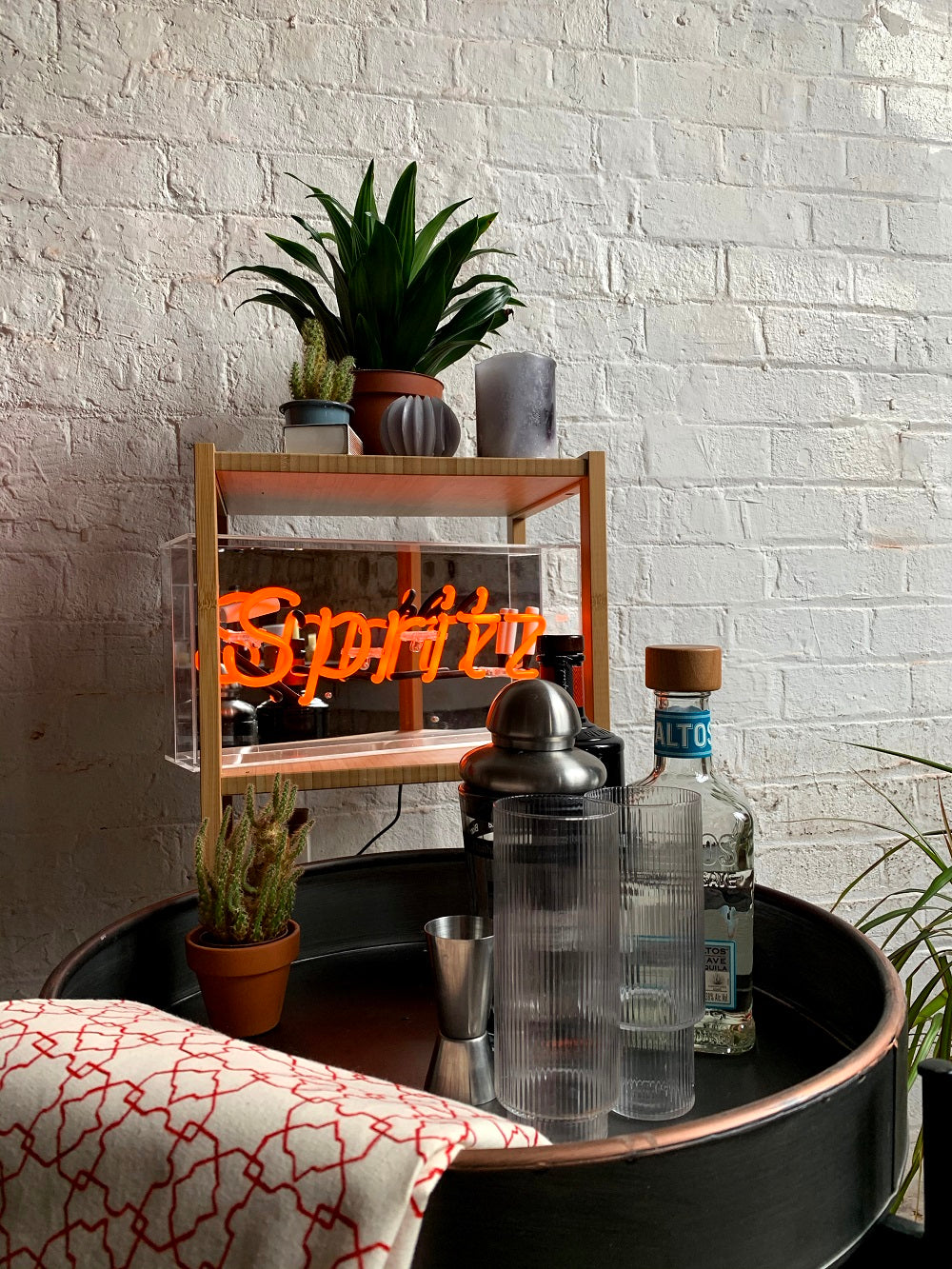 'Spritz' Acrylic Box Neon Light - Locomocean Ltd