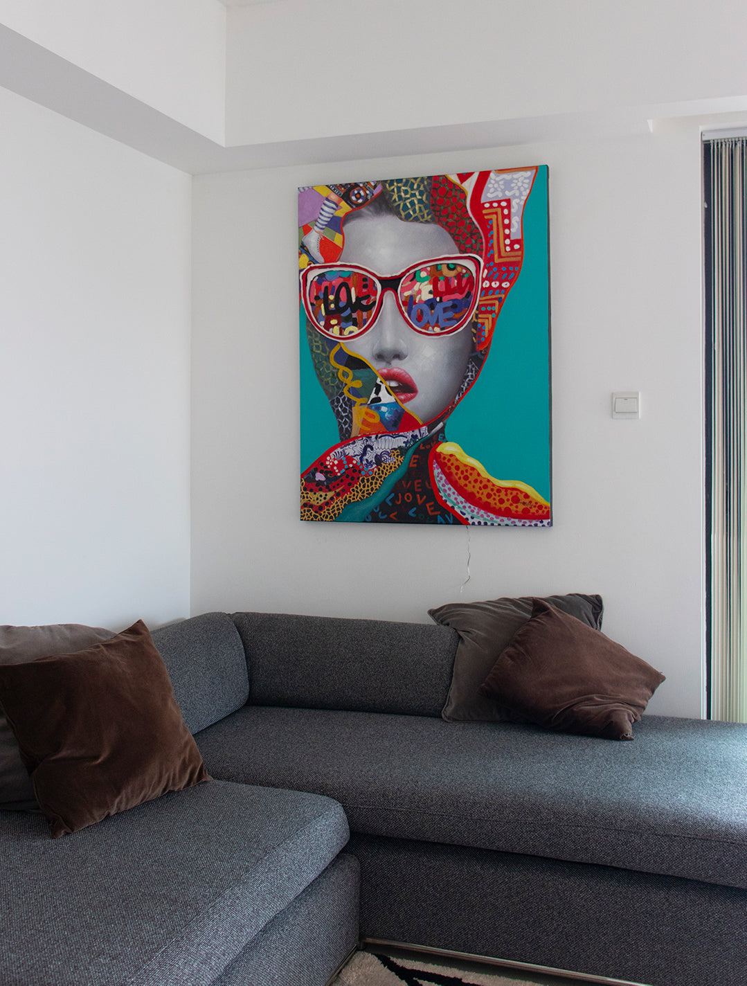 'Chic Woman' Wall Artwork - LED Neon - Locomocean Ltd