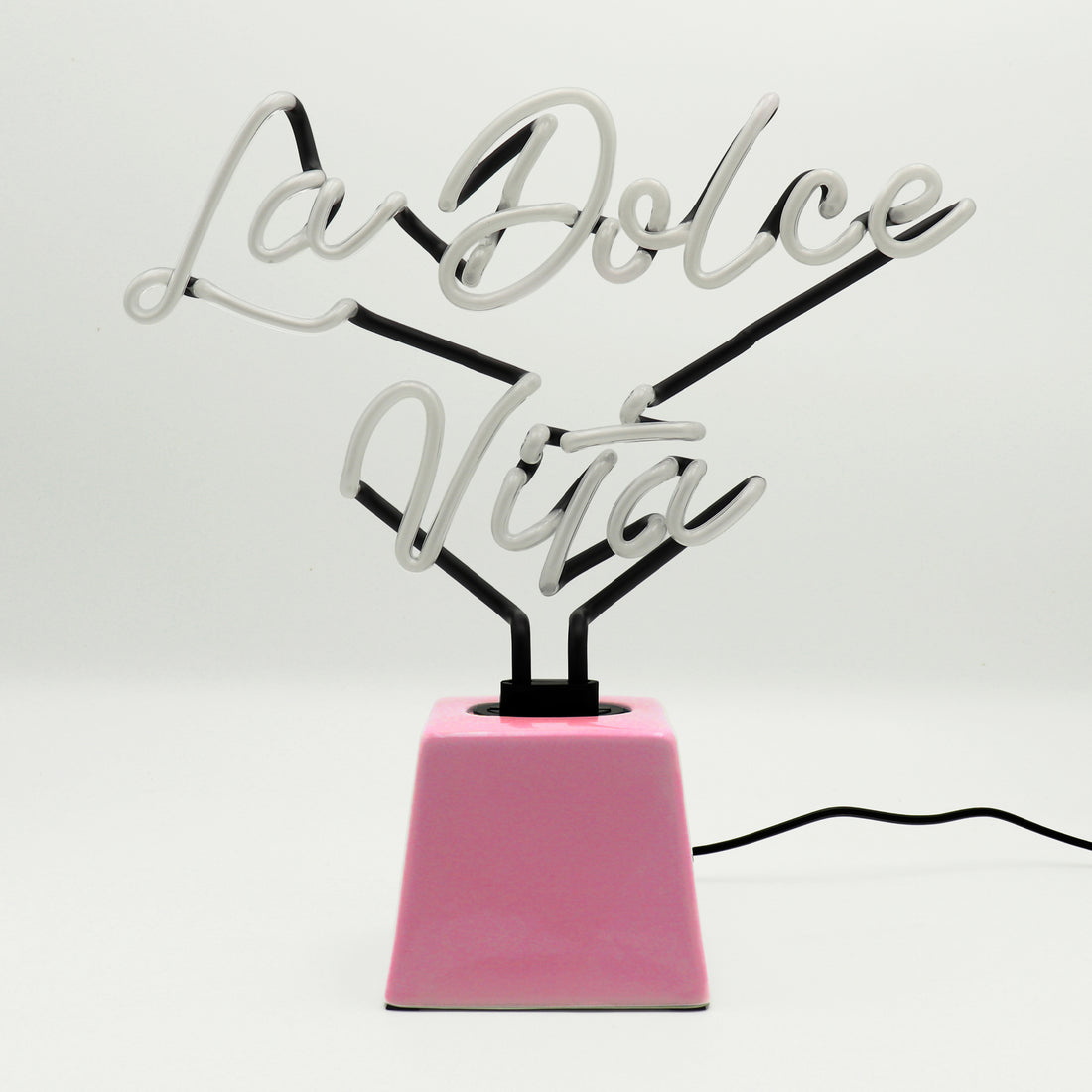 La Dolce Vita Pink: Ceramic Base Glass Neon